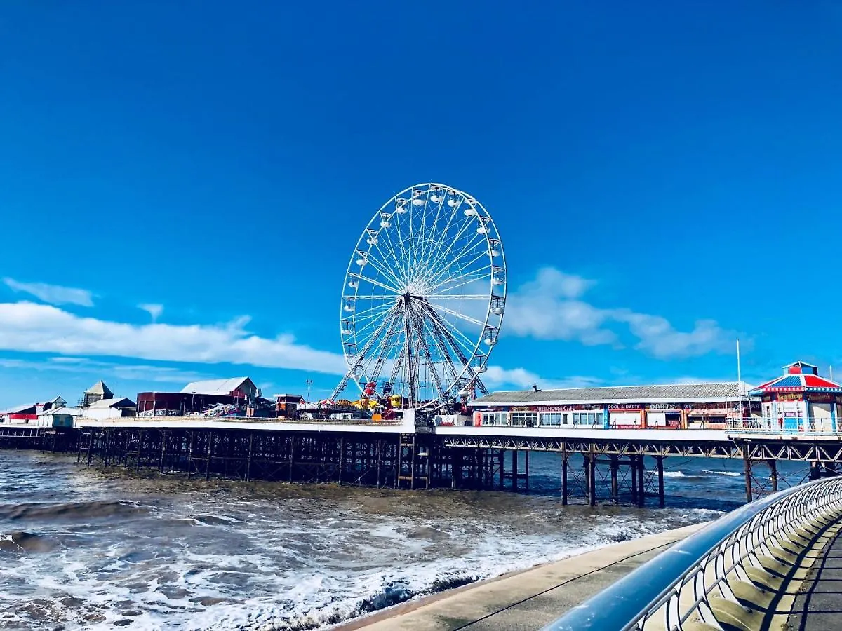 Chelsea Suite Sasco Apartments Blackpool